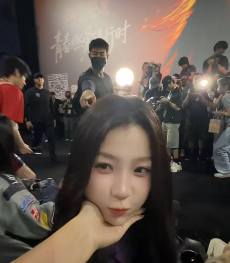 我托了虞书欣的脸我托了虞书欣的脸！ 