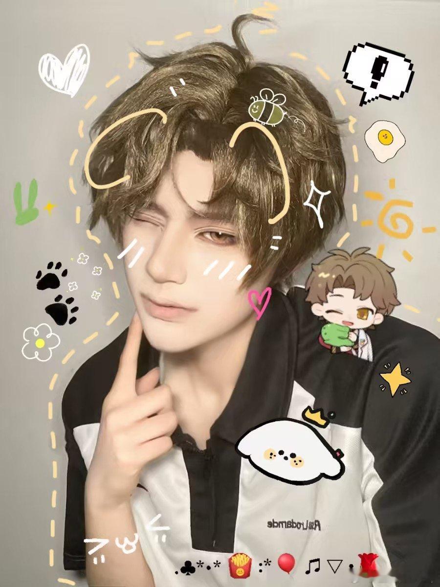 芒果男团综艺选中女coser建议芒果直接组个女团，把这位小姐姐收了，绝对爆火 