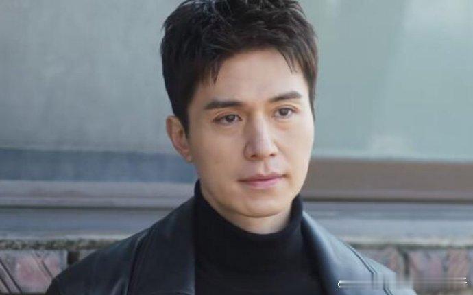 李栋旭新剧状态被吐槽李栋旭状态老了好多 新剧中李栋旭塑造的角色需要经历人生起伏，