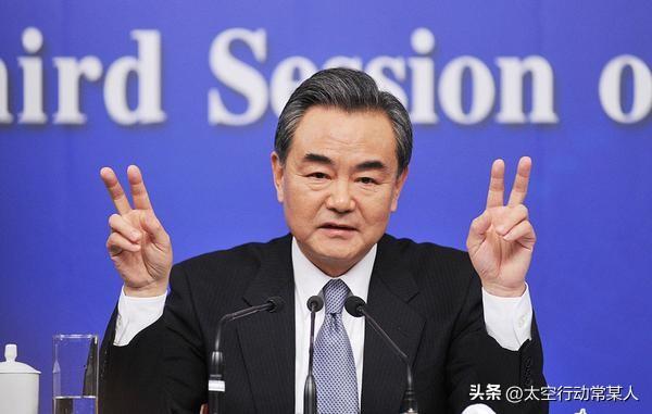 中伊重磅通话！侵略主权的霸权行径，必须严惩！
 
3月24日，中央政治局委员、外