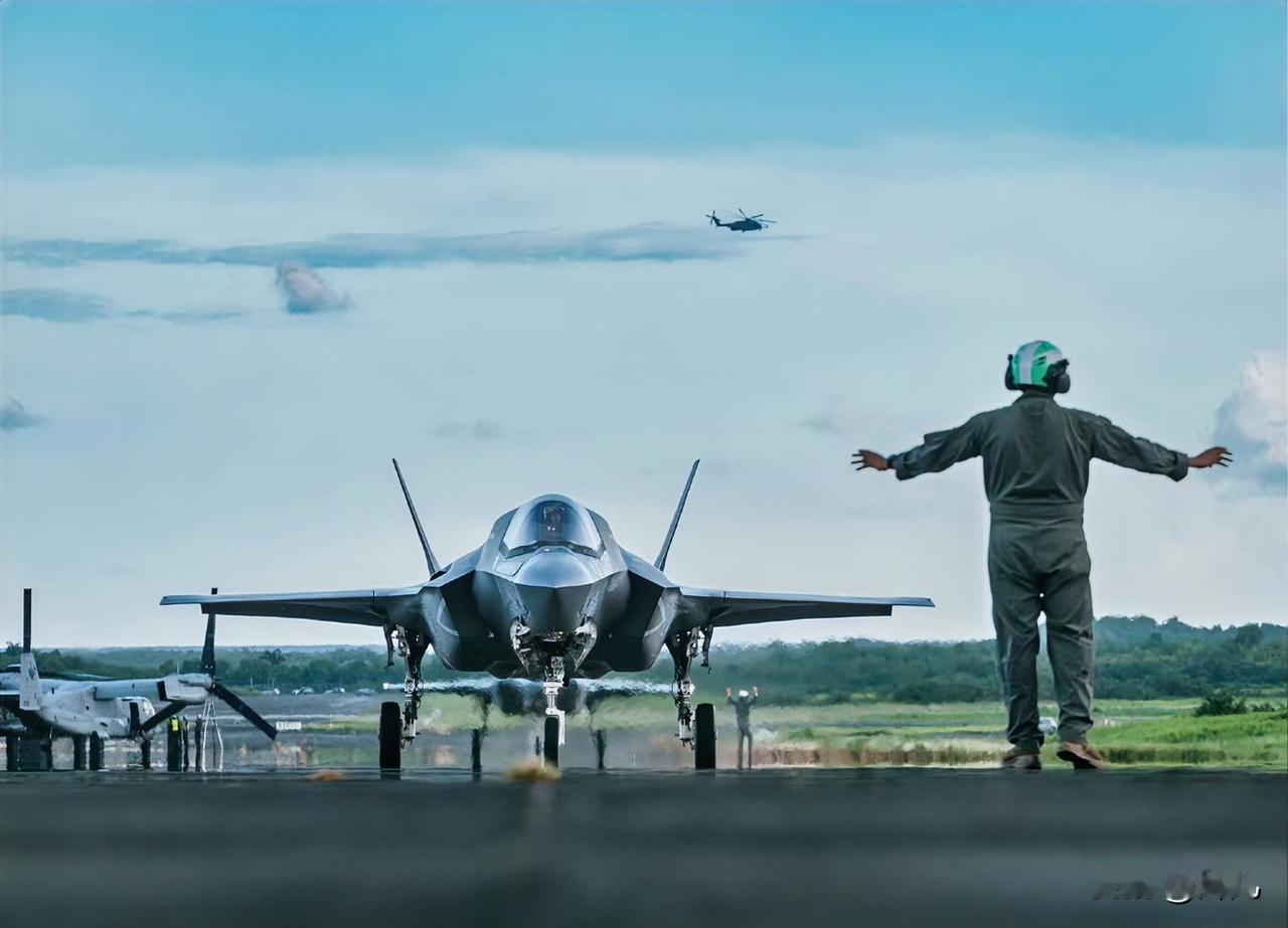 突发！美国又动手了，出动多达20架战斗机。当地时间1月10日，美军再次出动战斗机