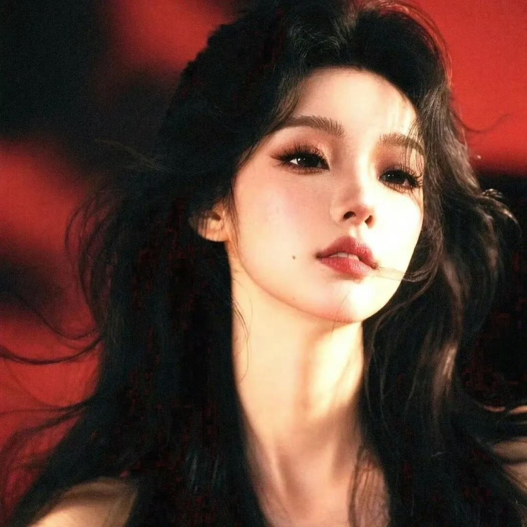 𝙒𝙚𝘾𝙝𝙖𝙩头像｜女生头像｜氛围感头像 