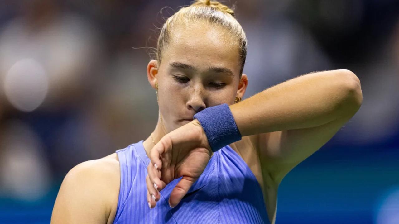 俄乌网球选手澳网赛后未握手
 
在墨尔本举行的澳大利亚网球公开赛（澳网）第四轮比