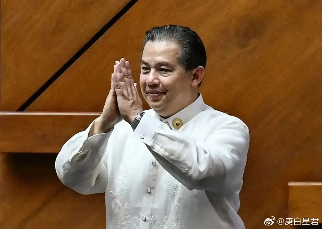小马科斯，亲手斩表弟微信推送方式改变，请点击加关注，如文章引起大家共鸣，请点赞并