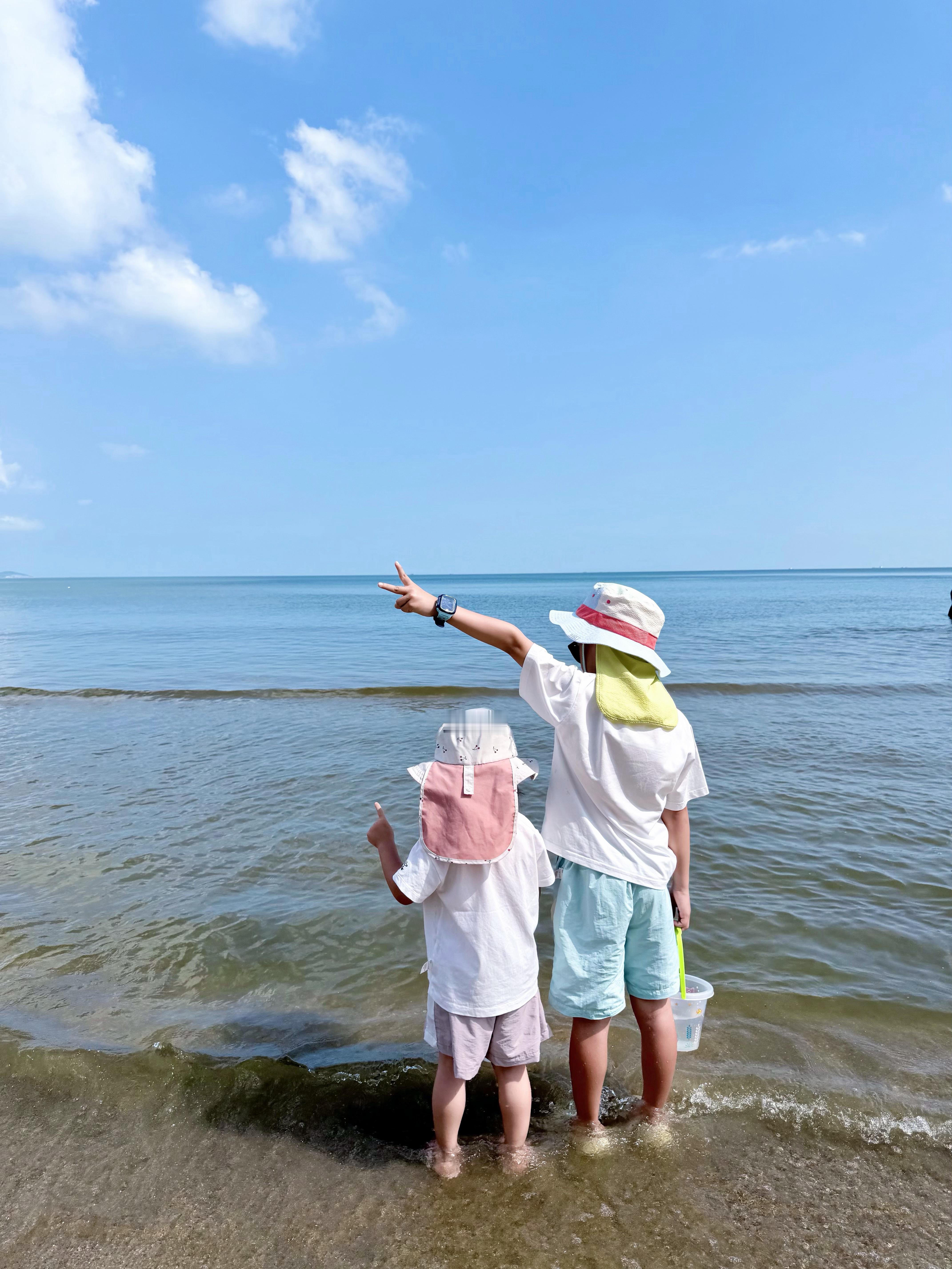 拜拜烟台👋🏻下次有机会再来因为三连击的台风，一脚电门踩到家[捂嘴哭]上午十点