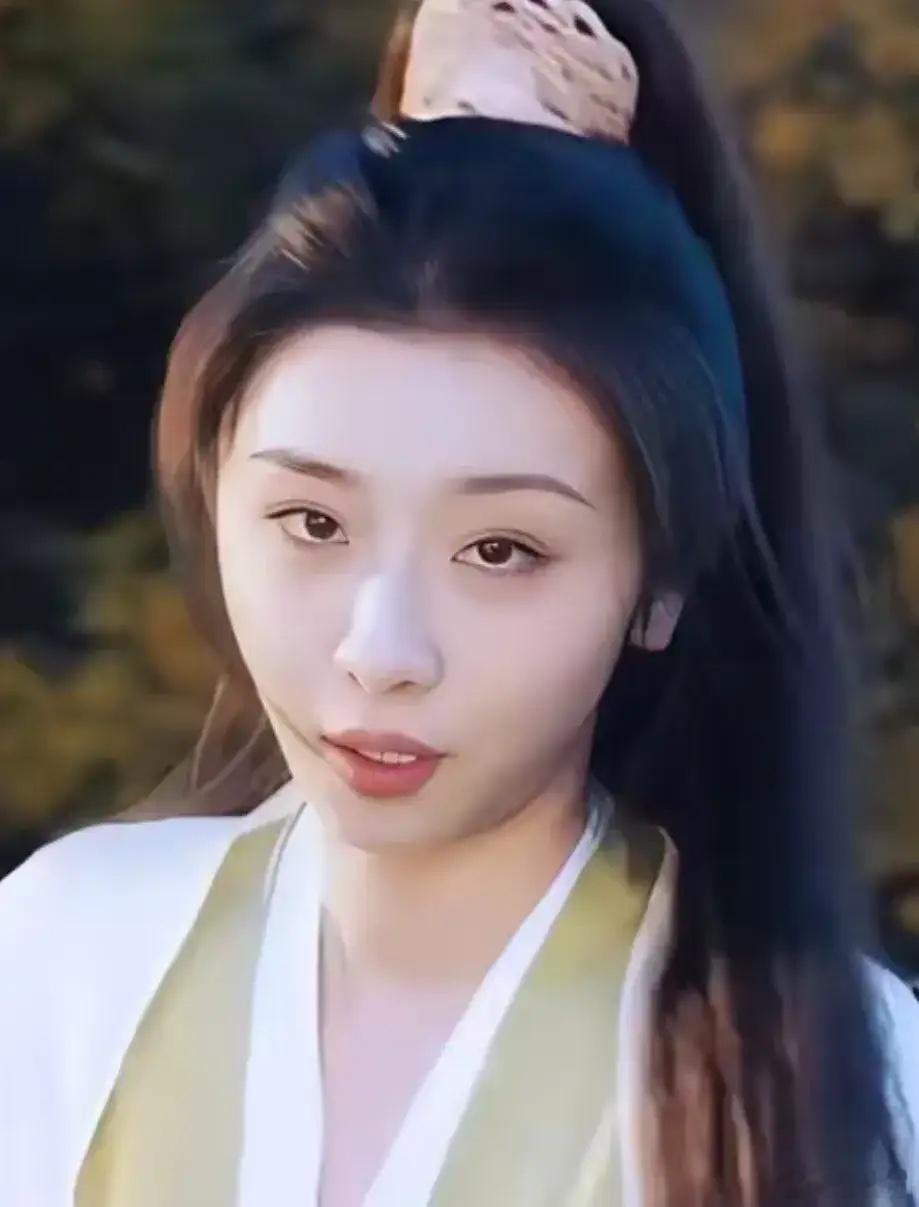 《凡人修仙传》选角最大的失败不是金晨扮演的女主南宫婉，歪嘴让人出戏而是呆若木鸡的