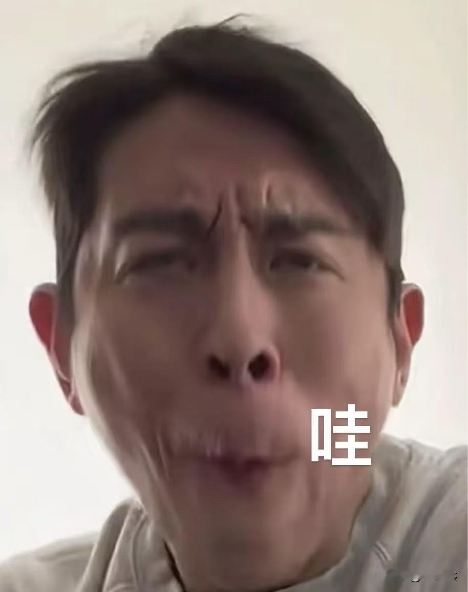 韩国霸总首谈中国行，直接被中国美食拿捏‼️
因为吃饭出圈的韩国霸总首谈来中国感受
