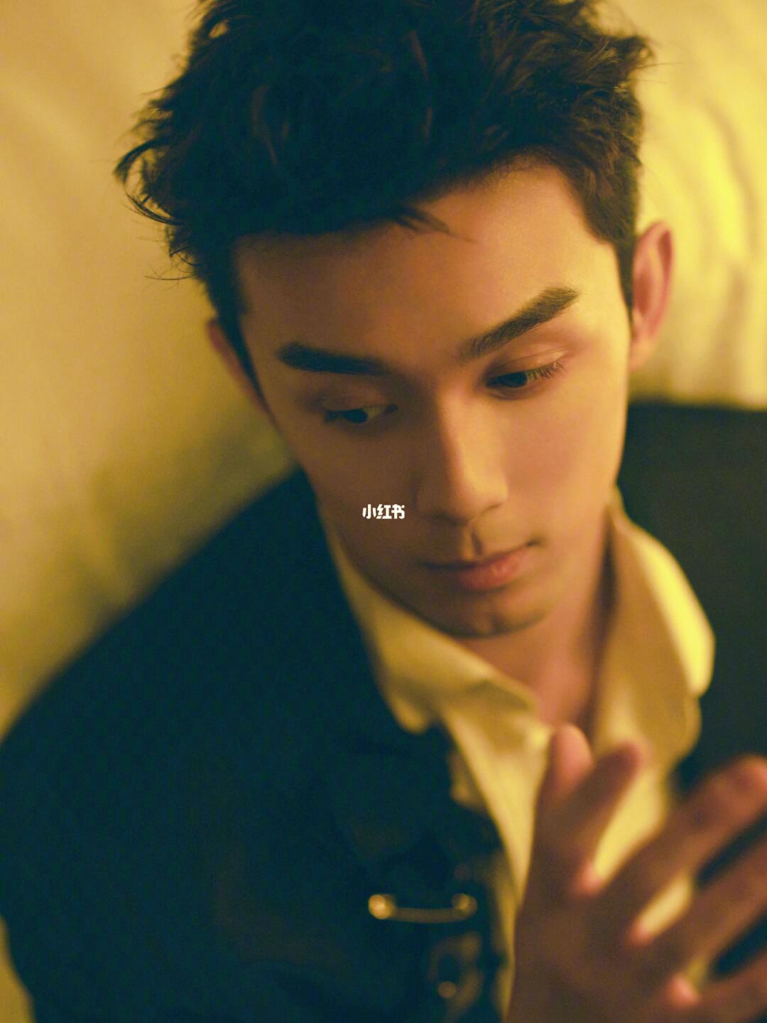 有啥奇怪的！这才是吴磊的‘真面目’啊！~