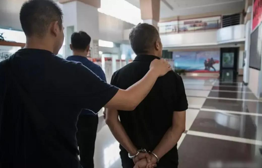 法院判决下来后，两名作案者一共赔偿了四万多元，可77岁老人的生命已经无法挽回。警