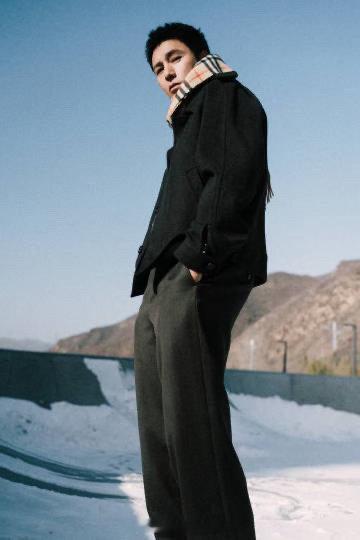 陈坤为演林则徐剃光头第一次见光头的陈坤 谁能拒绝光头的陈坤啊！为了角色突破造型，