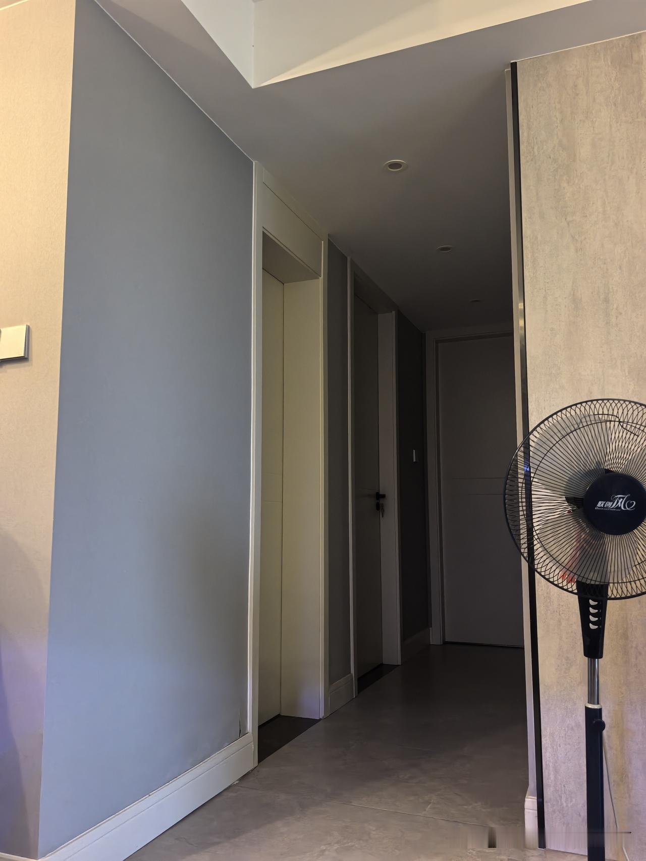 母亲病危住院68天儿子全程缺席，父亲果断卖掉婚房，结局太解气
 
都说养儿防老，