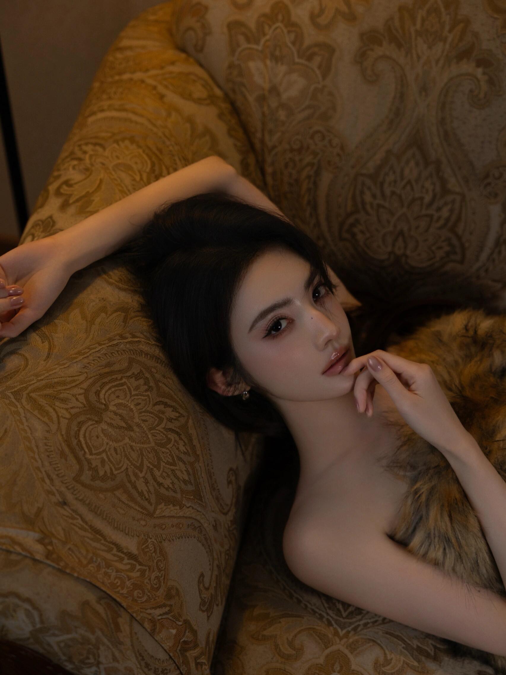 你假装听不懂的话 我不会再讲了 ​​​