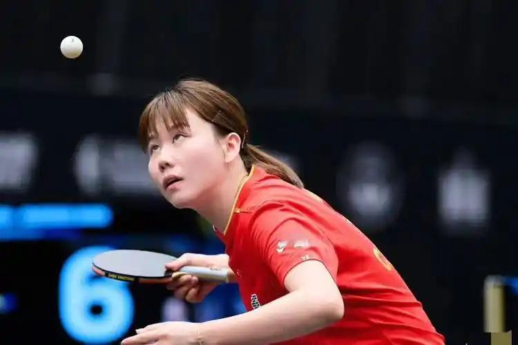 陈幸同、林昀儒晋级单打八强!
12月10日，2025WTT年终总决赛在香港拉开帷