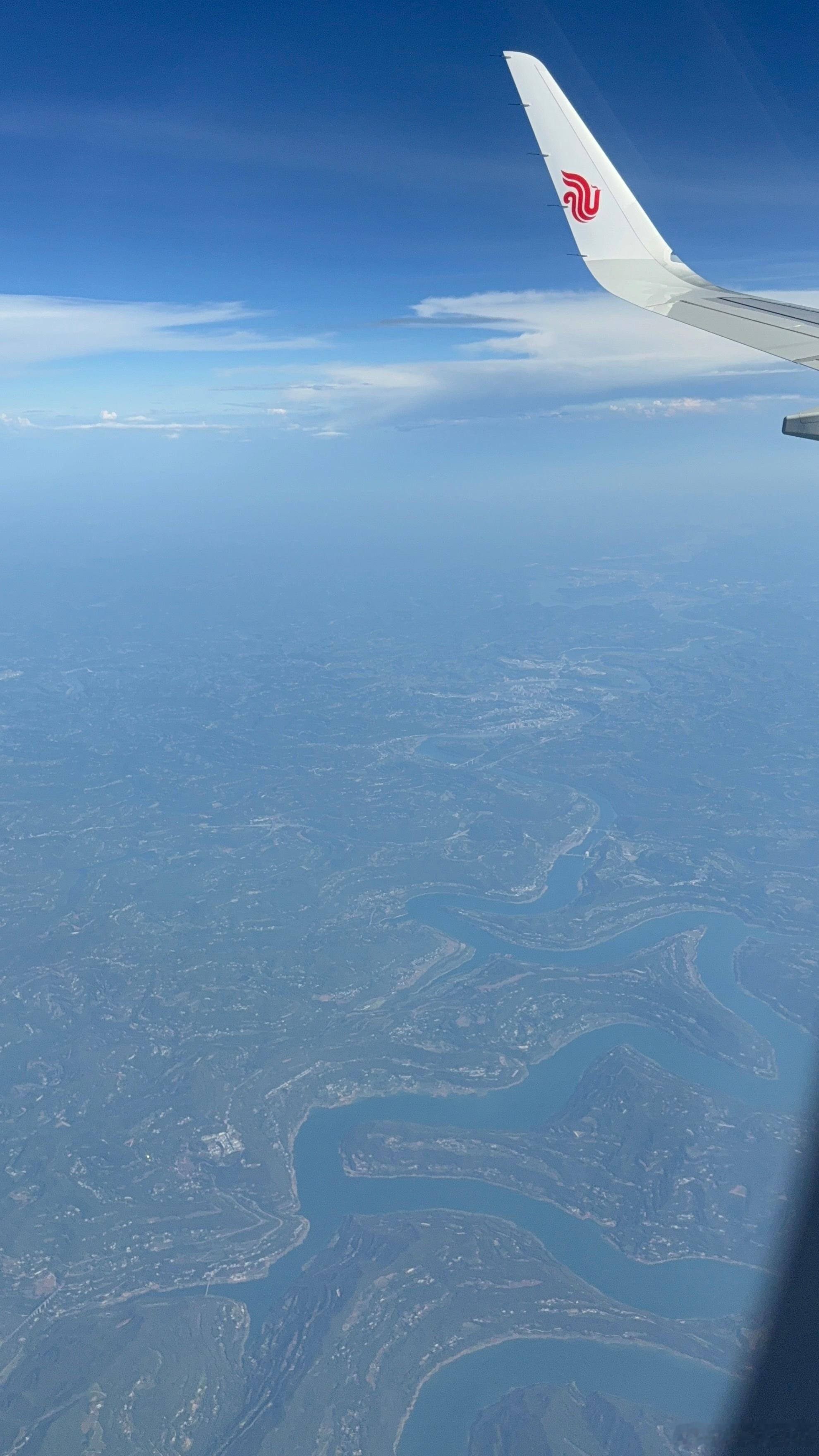 从空中看嘉陵江。 