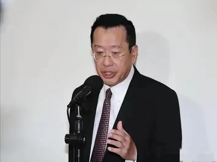 就在刚刚，台“国防部”发布声明
 
台军出大事了！1月8日，一架F-16V战机坠