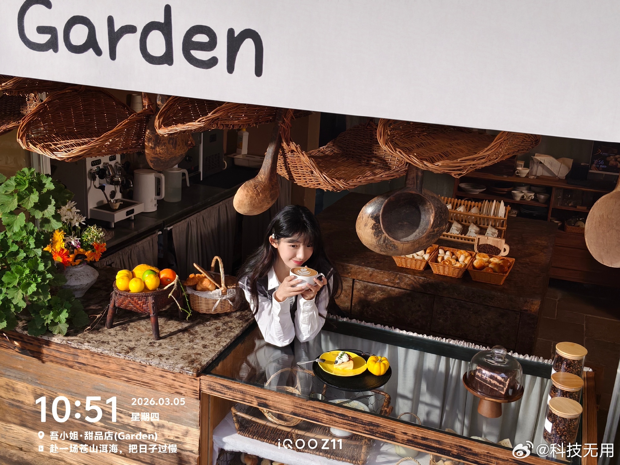 平时出门打卡、工作留痕、记录生活瞬间，总想要照片清清楚楚标上时间地点，不用后期再