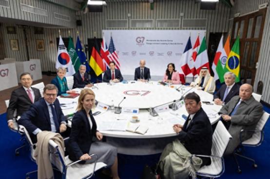 G7会场彻底炸了，美欧外长当众互撕，鲁比奥怒喊你行你上，直接演成了大型互怼现场脸