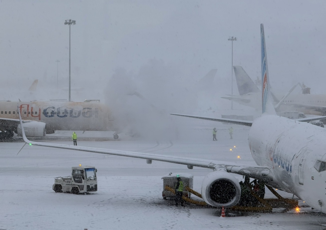 乘客飞机上突发疾病死亡，“空中急救”难在哪