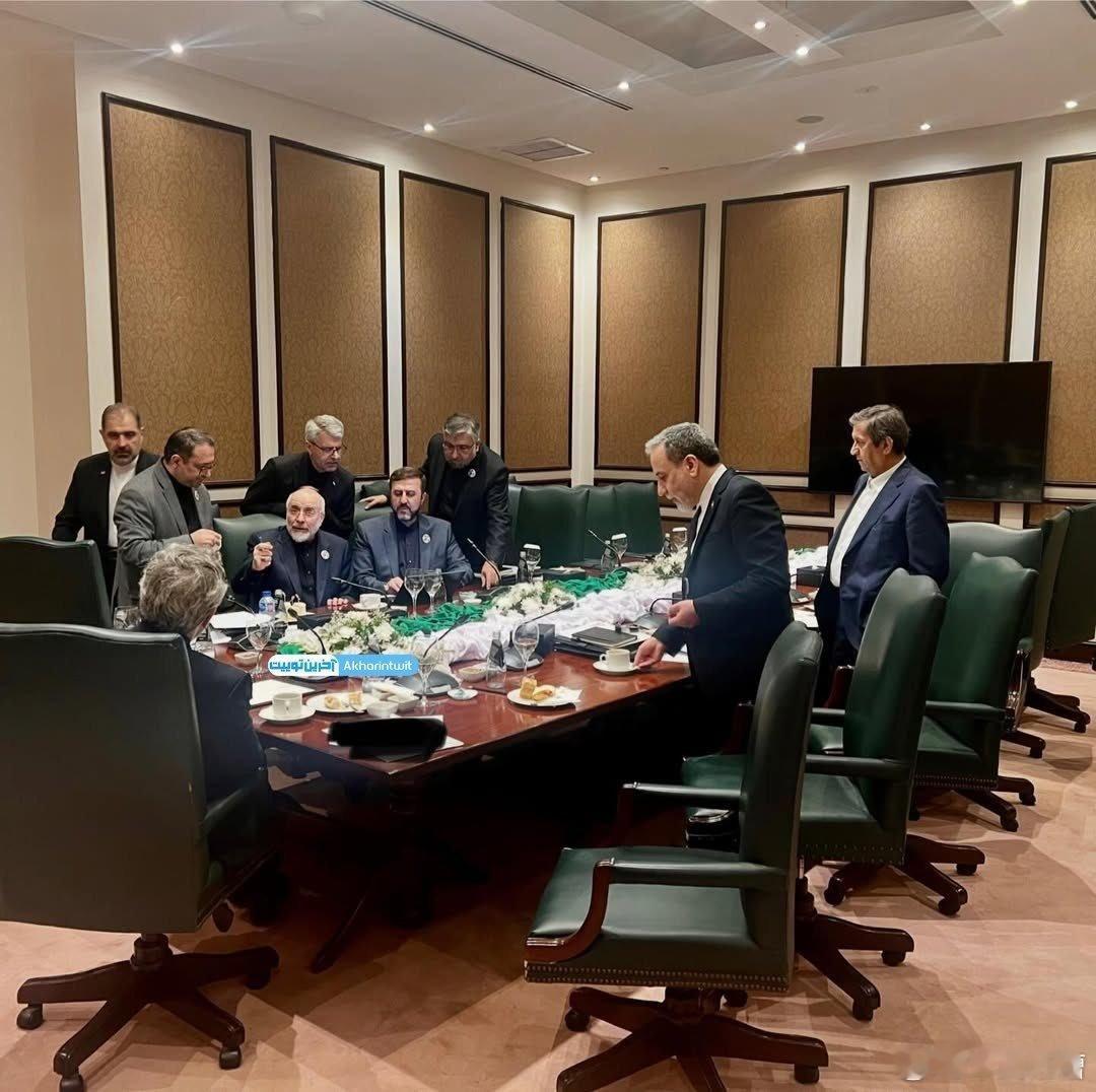 兄弟们，万斯真能甩锅啊！回到美国后，万斯说自己之所以离开巴基斯坦，是因为伊朗代表