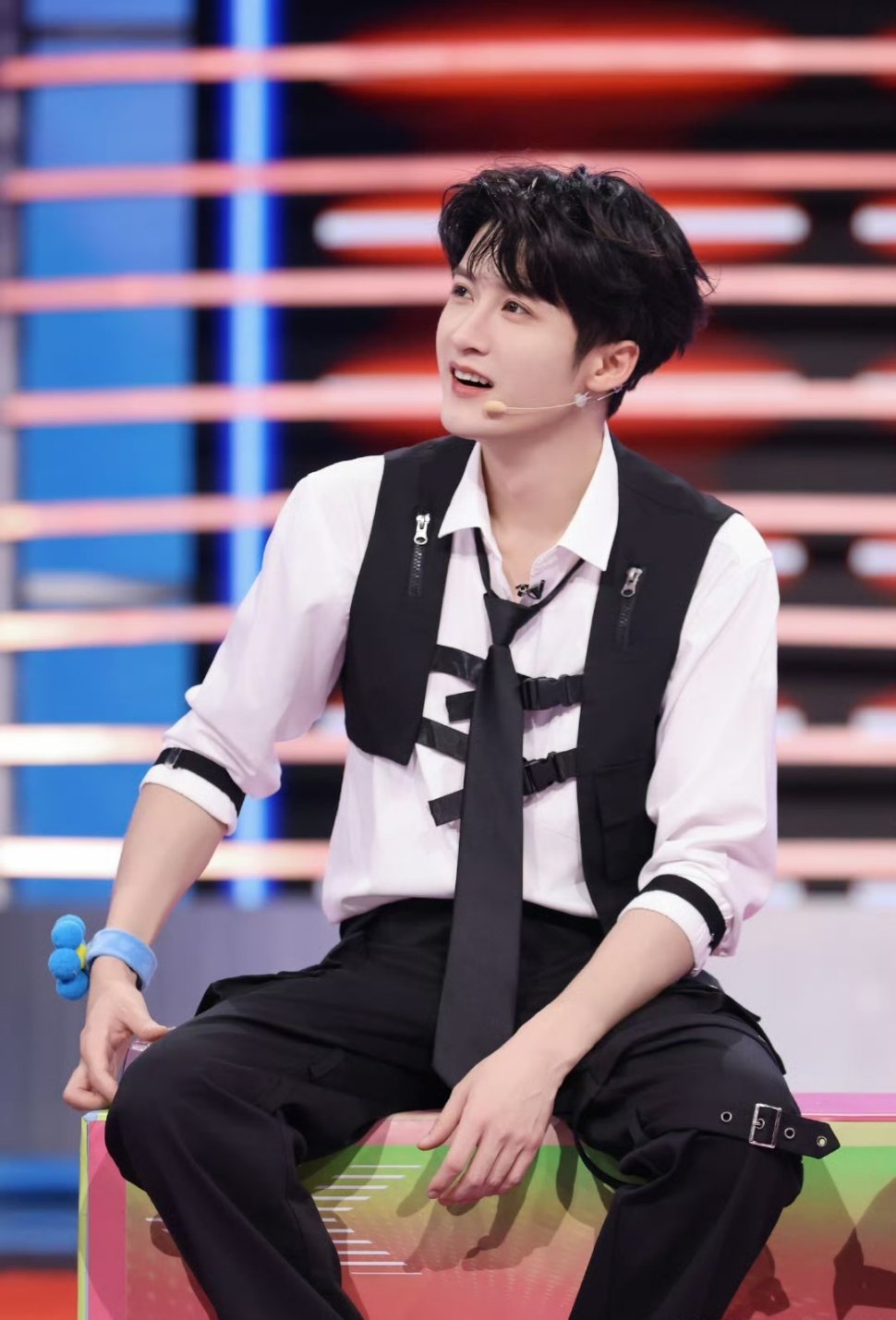 檀健次新商务AtelierCologne法国欧珑暂定12月10日官宣 