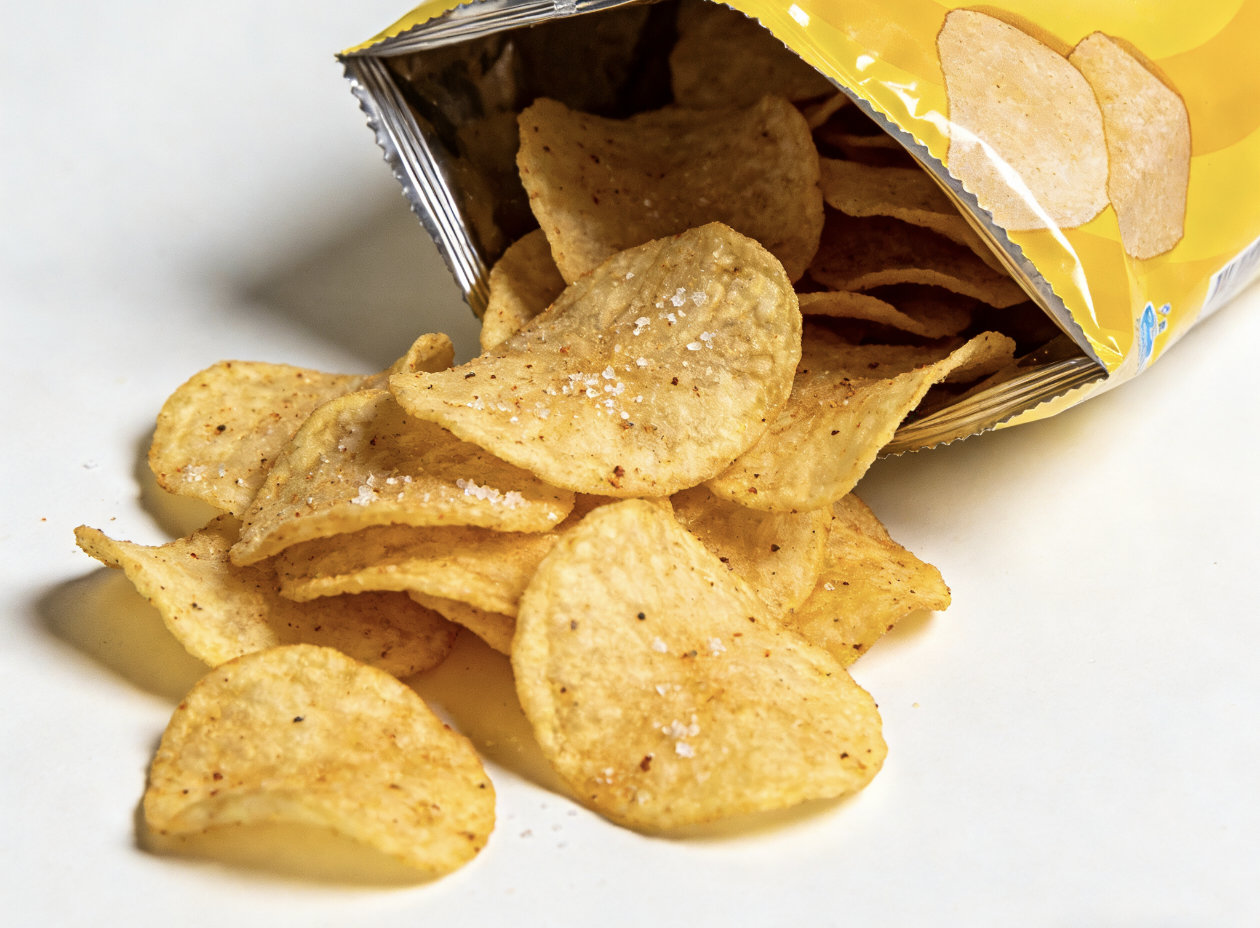 医生称薯片是垃圾食品中的垃圾食品垃圾食品就垃圾食品吧，不要多吃就行。对我来说后来