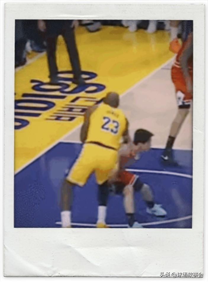 本赛季NBA联赛最大反差的防守对位照片出现了！
河村永辉身高170厘米，体重14