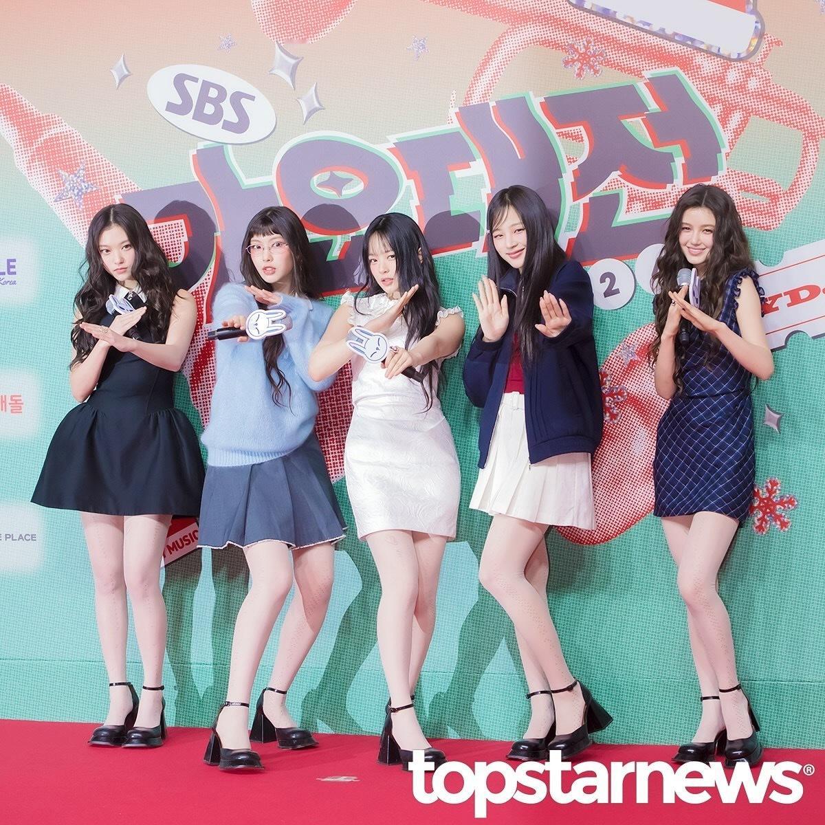 NewJeans 搞怪五人组 感觉迟早有一天会把ins限动搬到舞台上演🤣 