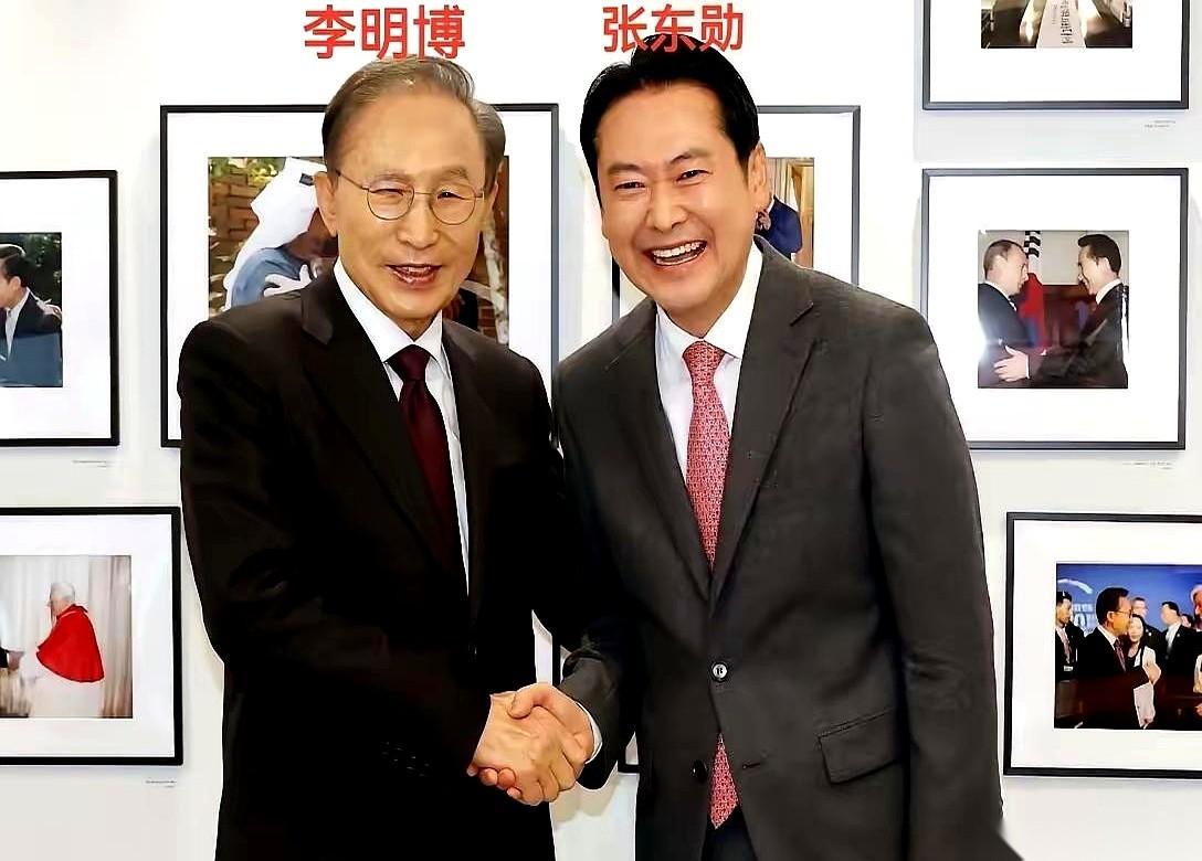 这边总统的飞机引擎还没热呢，那边前总统的茶都泡上了。
你说巧不巧？
韩国这操作，