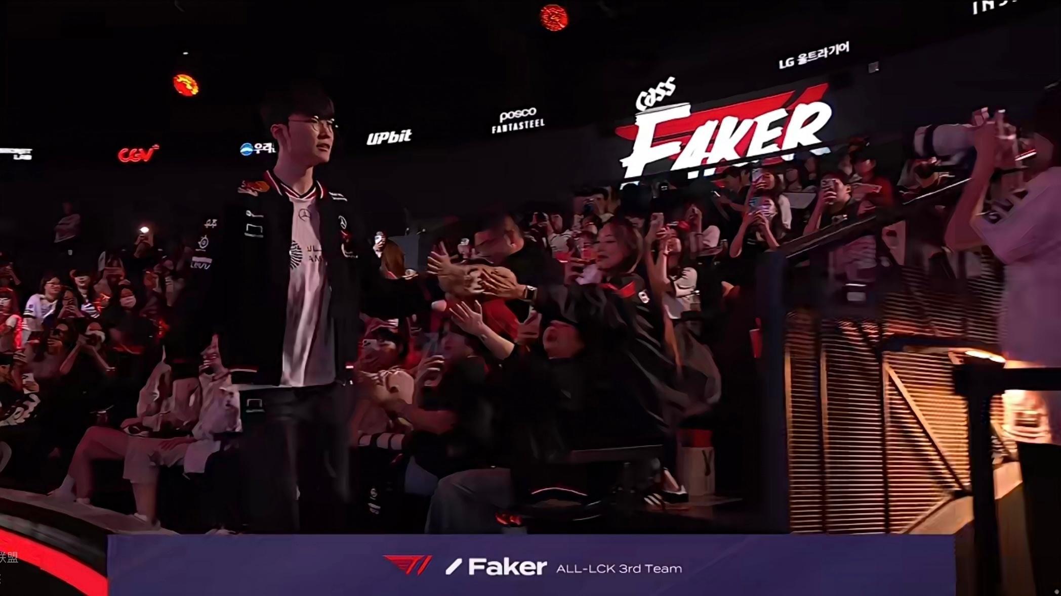 Faker和Showmaker两位中单选手出场t1对战dk2025lck ​​​