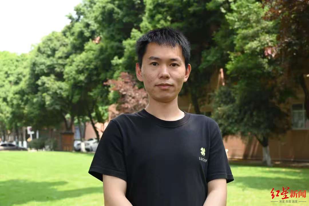 #在意失联博士生为论文素材前往失踪地#【28岁川大博士生在意大利失联12天，姐姐