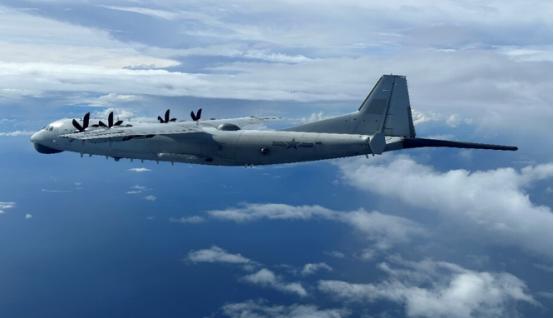 海警舰首驻台东巡航，战机锁死澎湖空域，运油20出手后台海主动权稳稳攥在我方手中