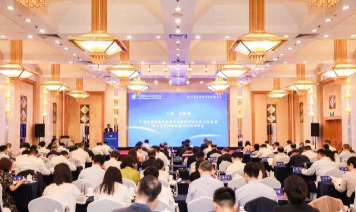 养老金连续上涨了21年，到了第22次，退休老人等来的却是一段迟迟没有落地的“空窗