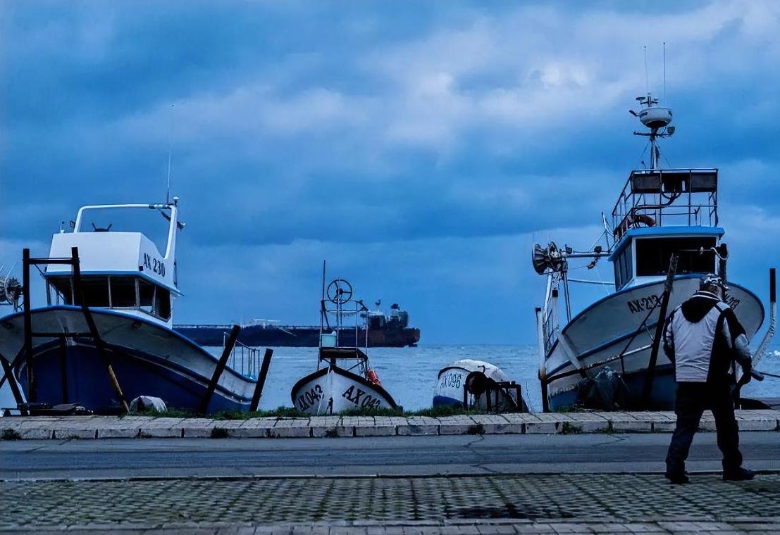 欧盟已收紧对俄罗斯能源和金融服务的制裁网﹣﹣但暂未纳入禁止运输俄罗斯石油产品的海