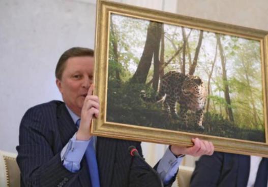 就在刚刚，莫斯科的政治天平发生剧烈倾斜，“克宫二号人物”彻底出局！普京没有给这位