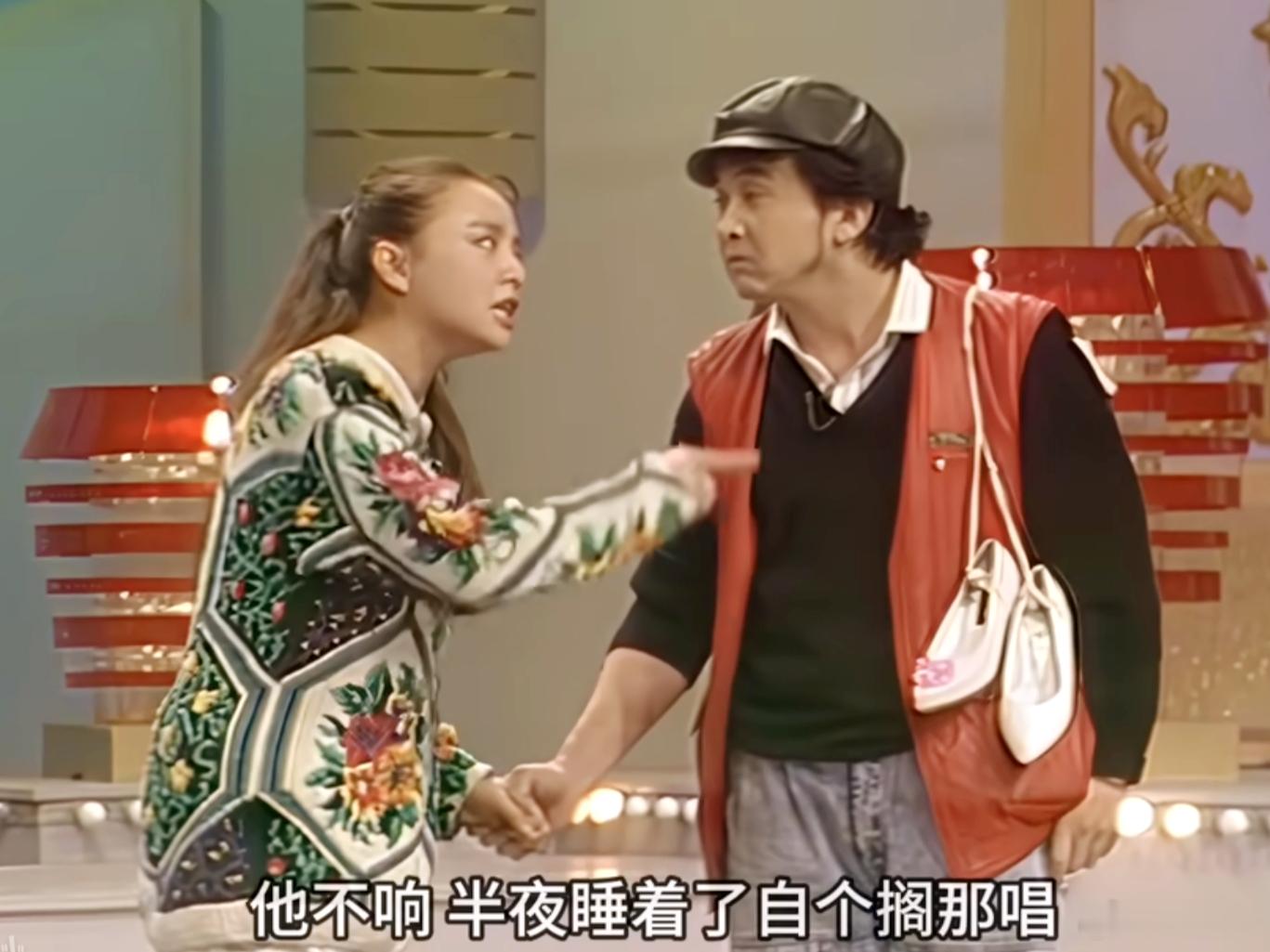 耳机出毛病了。想用它的时候蓝牙连不上，不想用的时候，手机放音乐放不出来，一看蓝牙