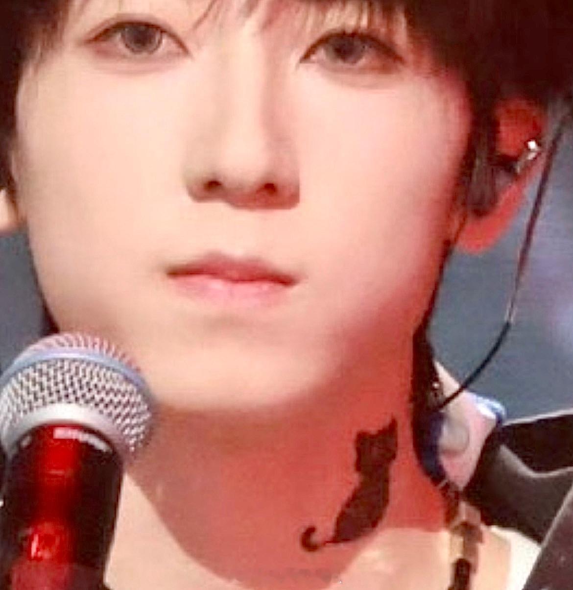 杨博文黑猫纹身有纹身的孩子也可能是个好孩子