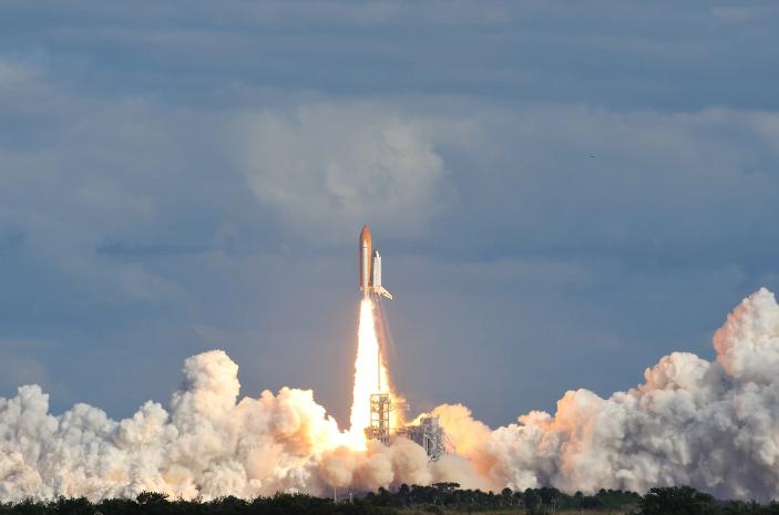 美国原计划利用可重复使用的 SpaceX 载人龙飞船，搭载 Crew-11 任务