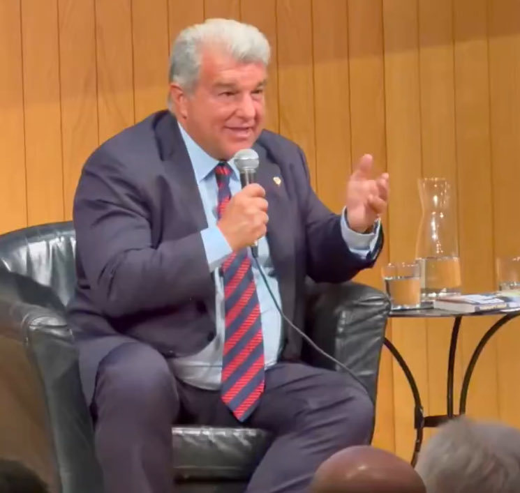 拉波尔塔： 最痛苦的时刻莫过于告诉一名球员或教练，他不能继续留队了。 罗纳尔迪尼