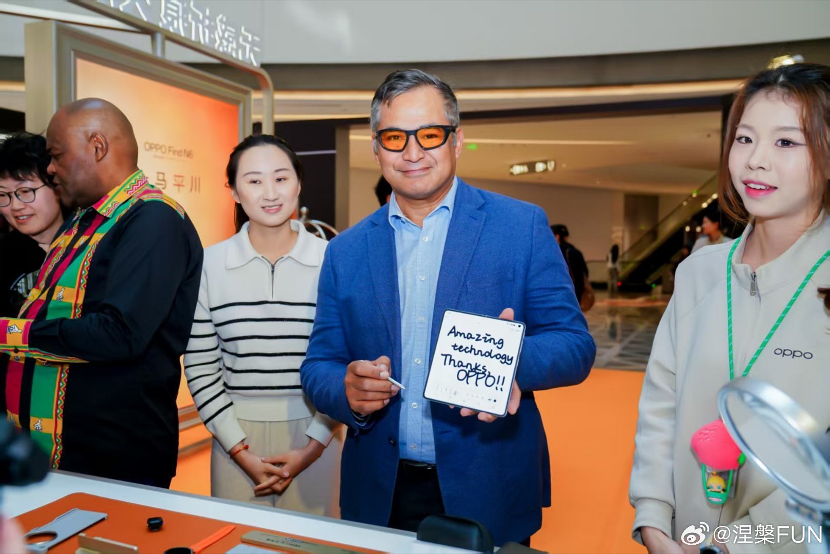 有点意思哈，OPPO N6在泰国卖疯了！看样子都很认可无感折痕和AI手写笔的表现