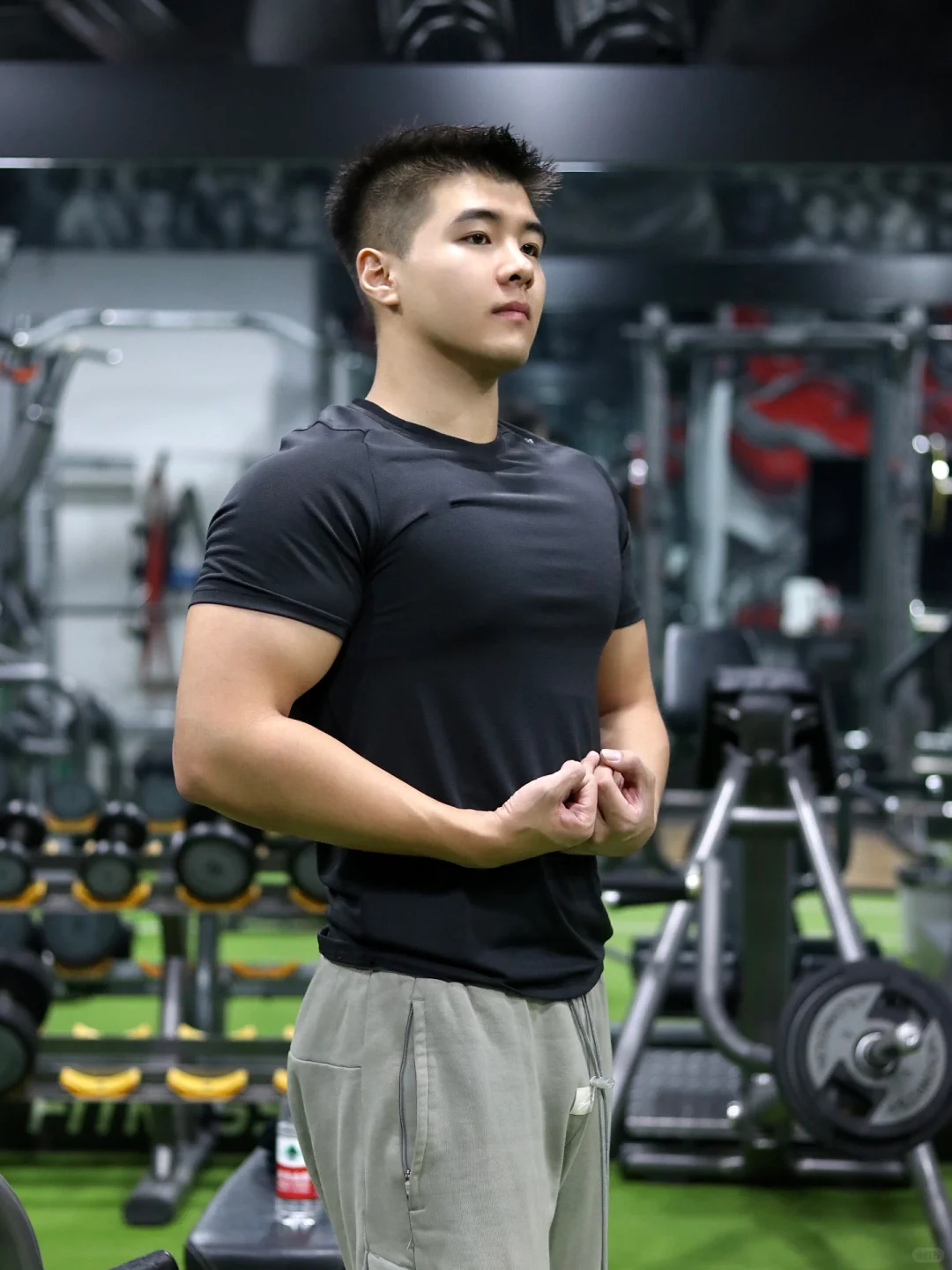 185 80kg 脂包肌更有性价比