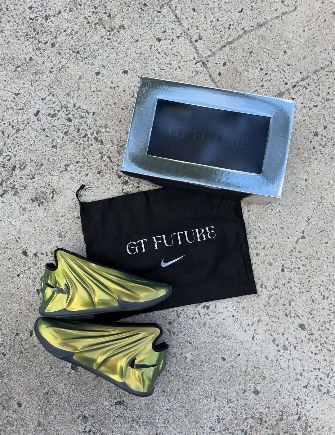绿魔 GT Future
Nike GT Future
绿魔配色还蛮炫的
鞋控の