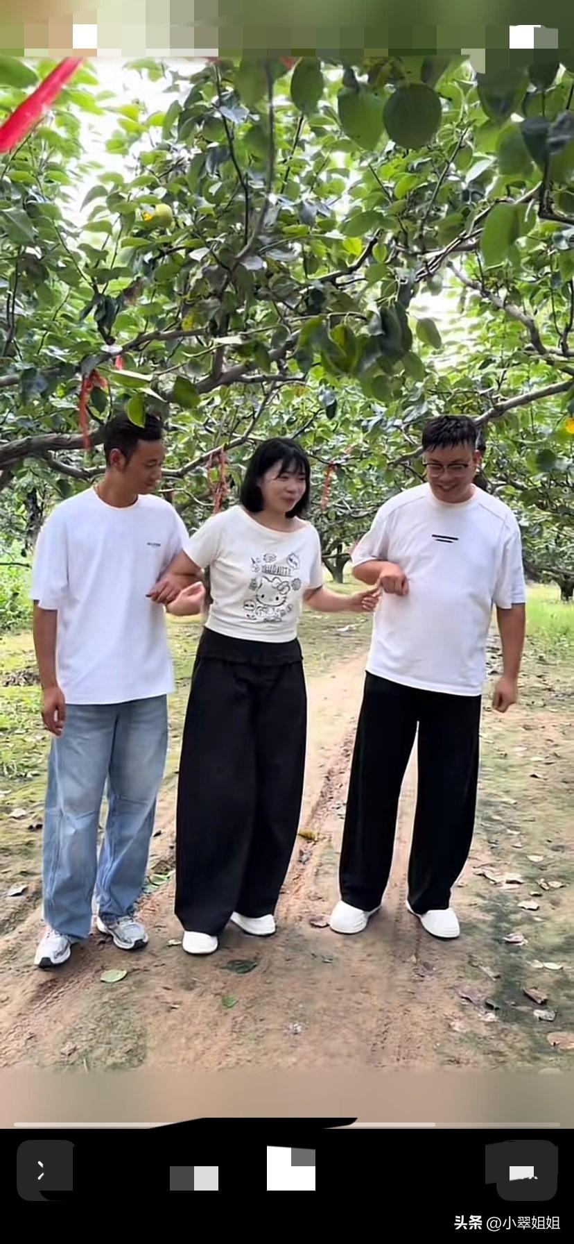 厉怀远妹妹三水，哥哥，嫂子，又来安徽砀山来了！
厉怀远刚到砀山，哥哥，嫂子，妹妹
