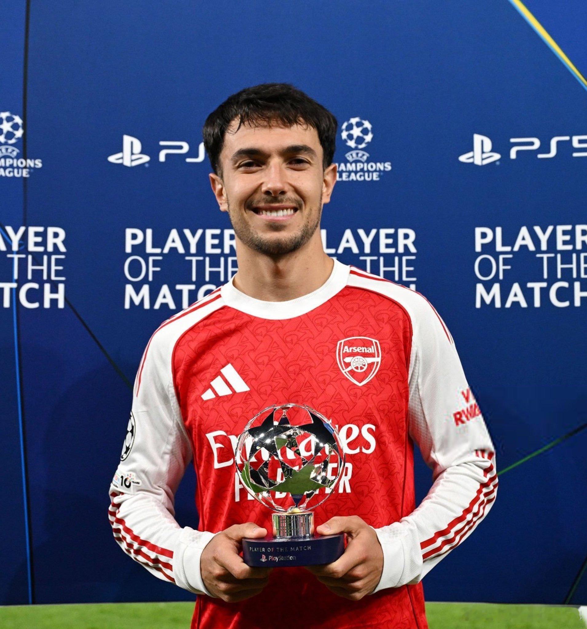 阿森纳的中场新基石！祖比门迪在对阵里斯本的关键战中，实至名归当选全场最佳。