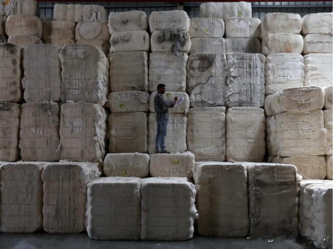 《经济时报》4月23日报道，印度工厂广受中东战争冲击，但棉纱对华出口逆势增长。中