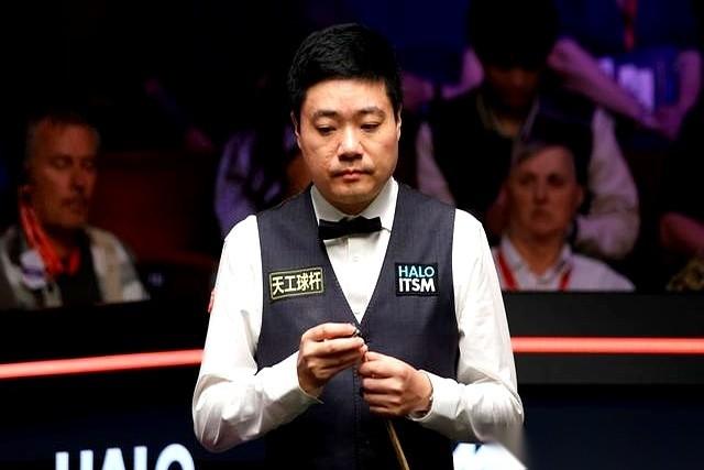 这小子，第三次了。
第三次站在排名赛决赛的门口，就差临门一脚。前两次，都差了那么