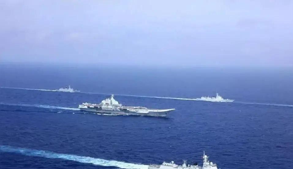 赖清德“四个不变”被岛内看穿：发型没变、亲美亲日没变、台独底色没变，连“吃狗粮”