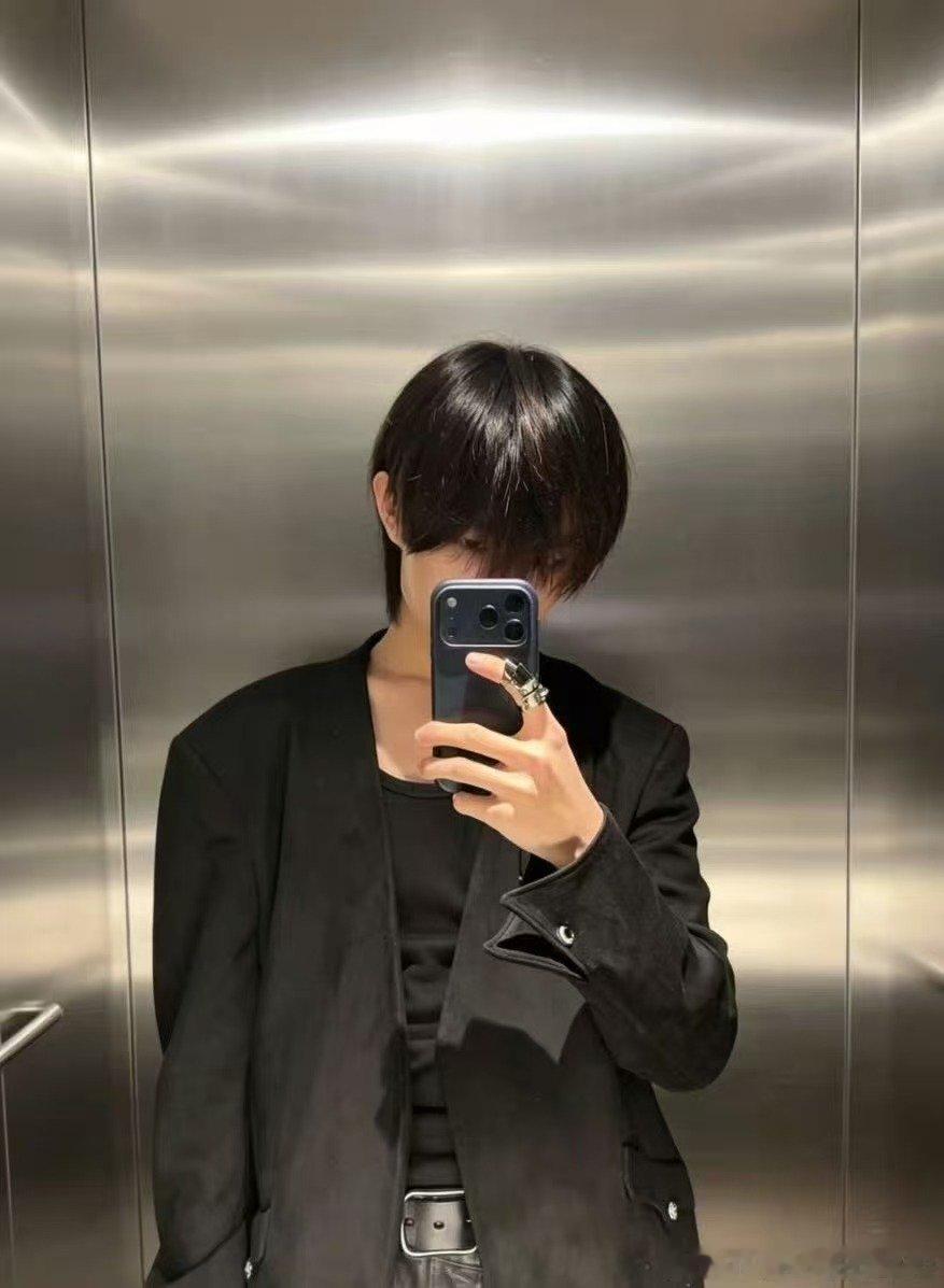 张子墨好想旅游 张子墨说好想旅游 支持休假 