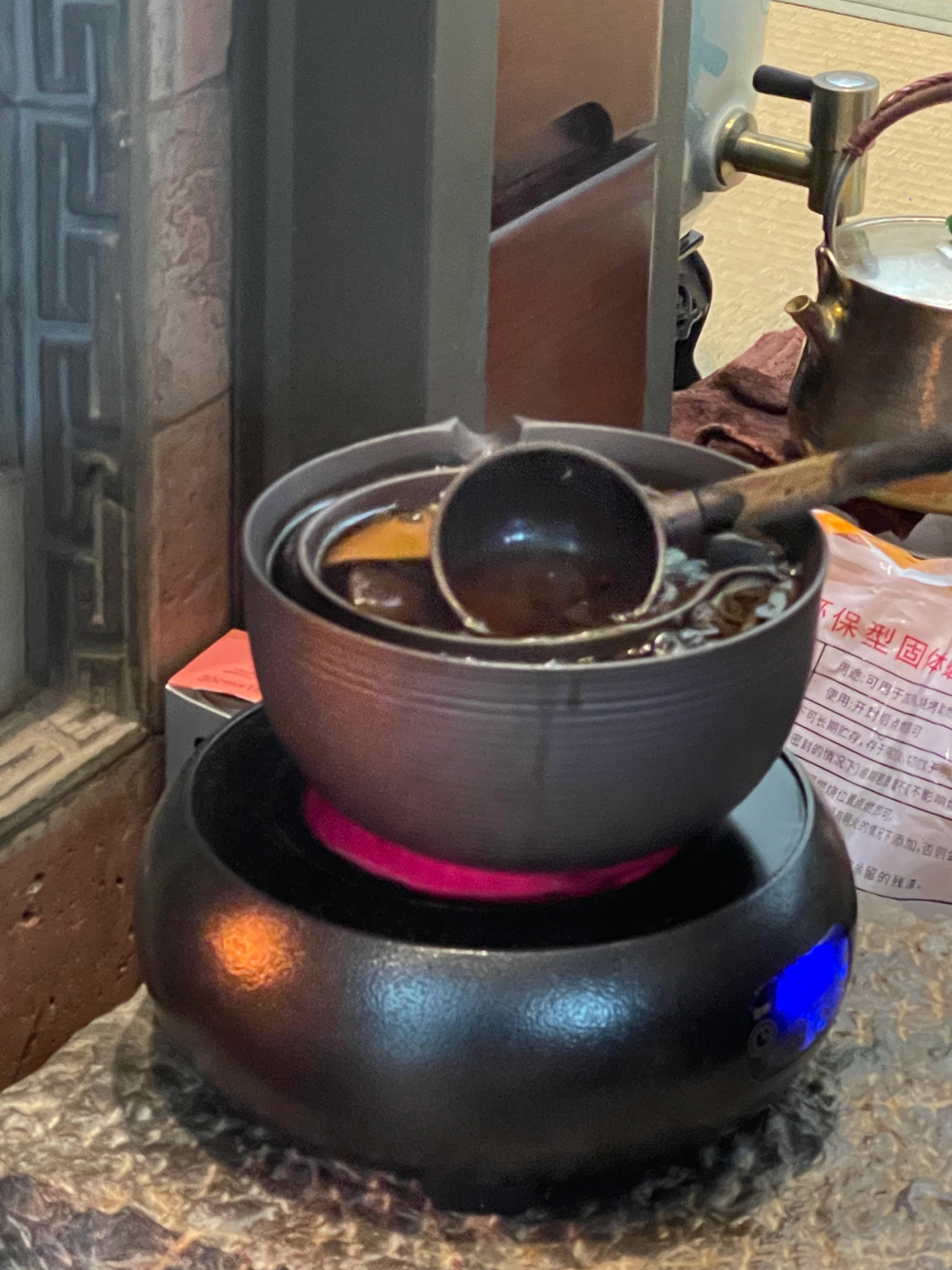 所谓“重要的事”，有“价值和意义的事”，“重要的人”，底层逻辑不过只是与“不重要