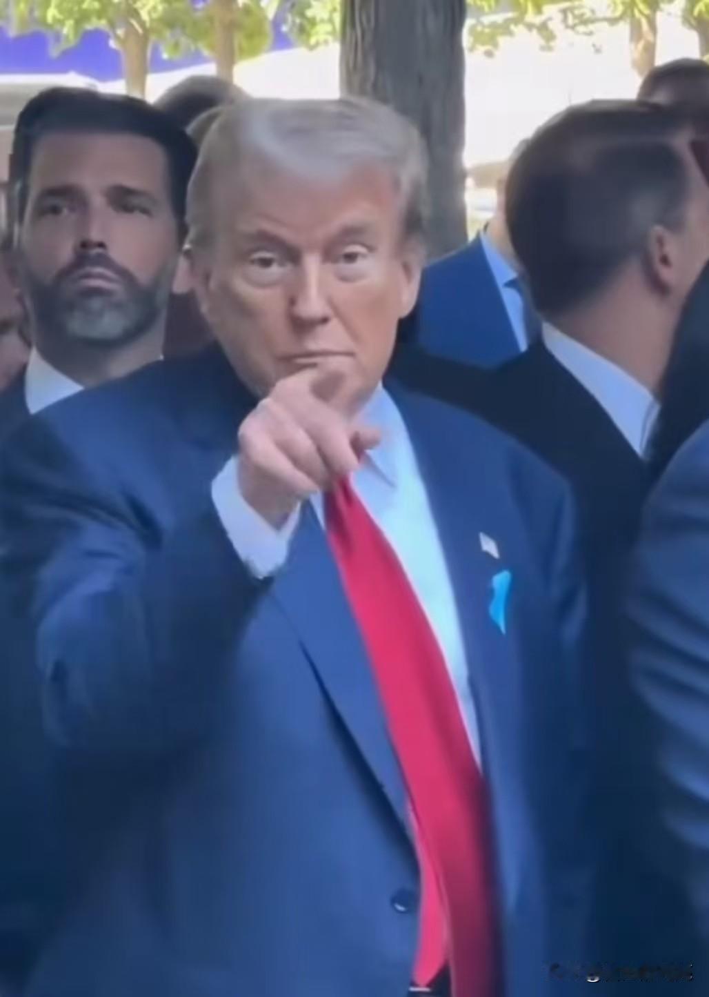 美国《华盛顿邮报》近日评论说：对伊朗战争或成美国衰落开端。我觉得这话说得很有道理