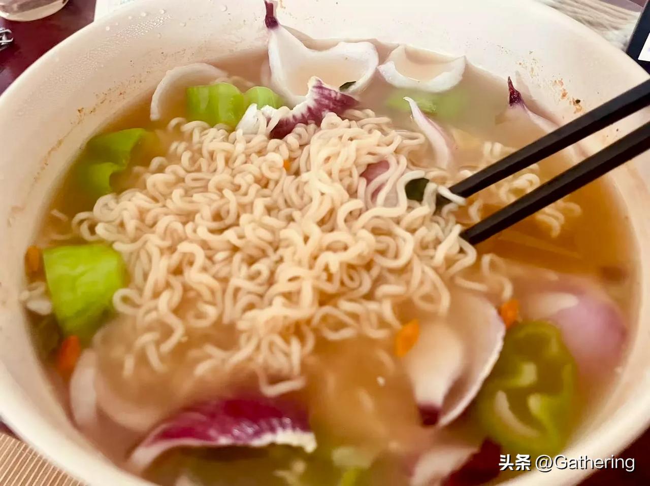 以后你们买这些新能源车的时候，最好问一句，这个车好修吗？我从来不去诋毁任何一款新